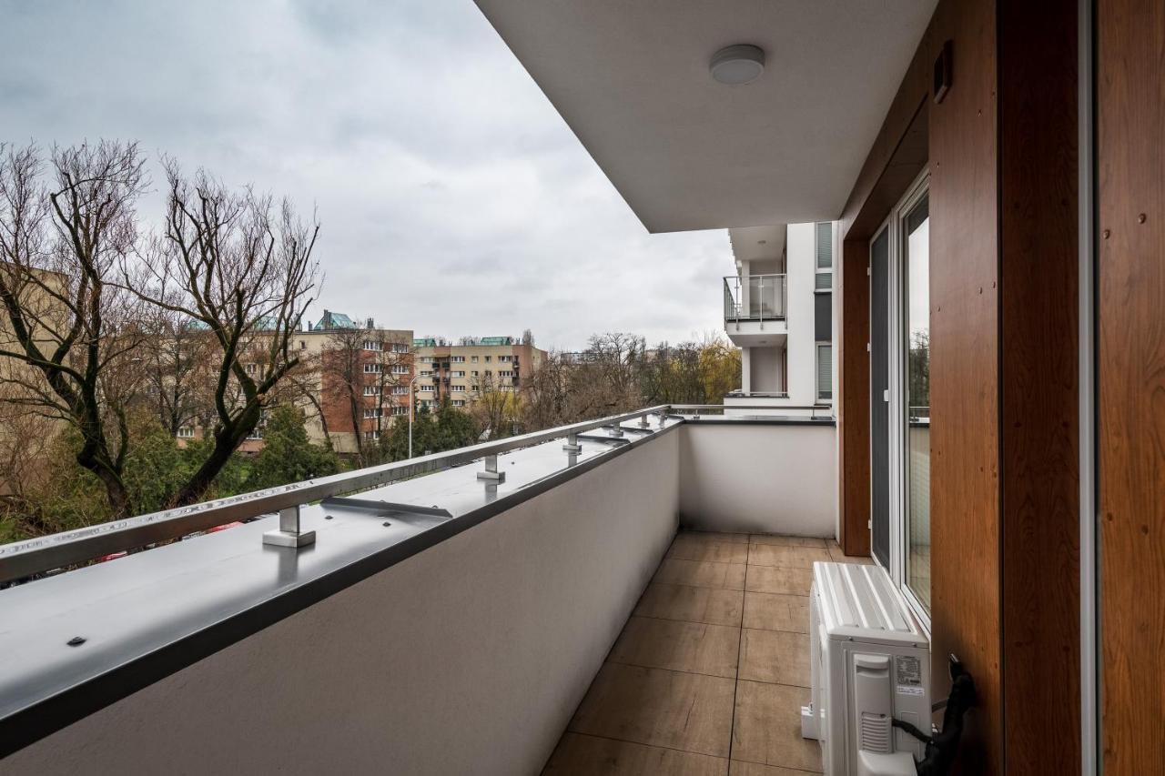 Warsaw Apartments 1 Sierpnia Street מראה חיצוני תמונה